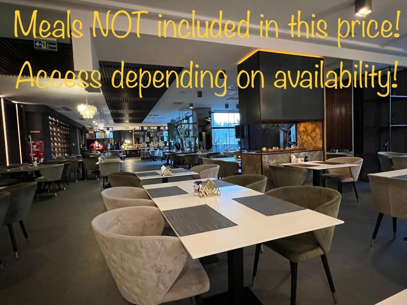 Family Apartment In Silver Mountain Resort 포이아나브라소프 외부 사진