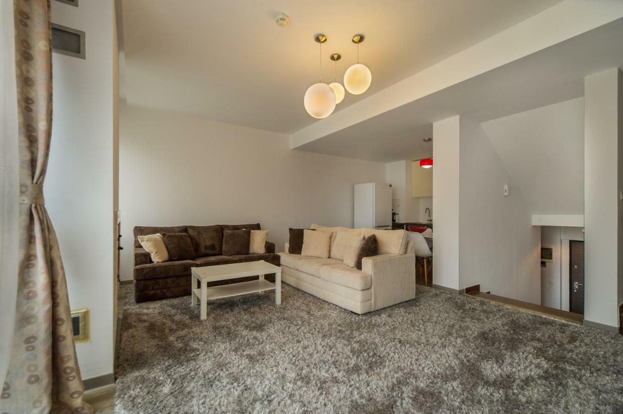 Family Apartment In Silver Mountain Resort 포이아나브라소프 외부 사진
